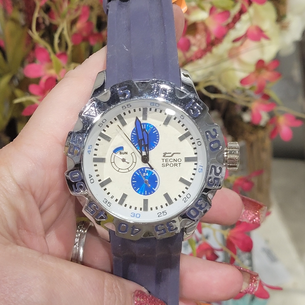 TECHNO SPORT MENS WATCH NICE!! Excellent